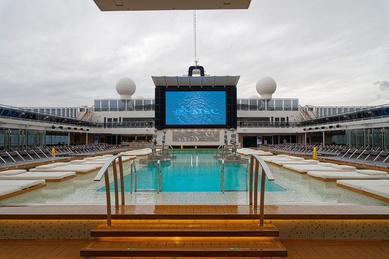 Enjoy New York and Bahamas